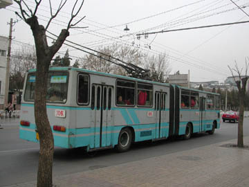 トロリーバス